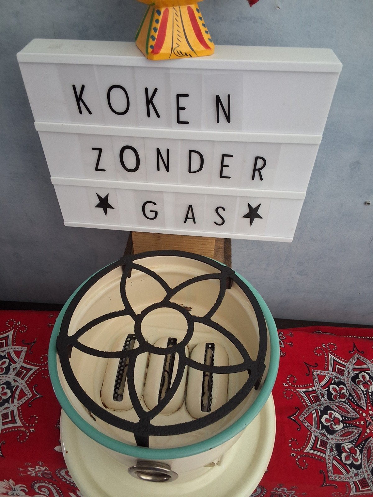 Foto 2 van 👌😯Kijk dan ! z'n  mooi compl. oliestel 3 pitter  4 foto's