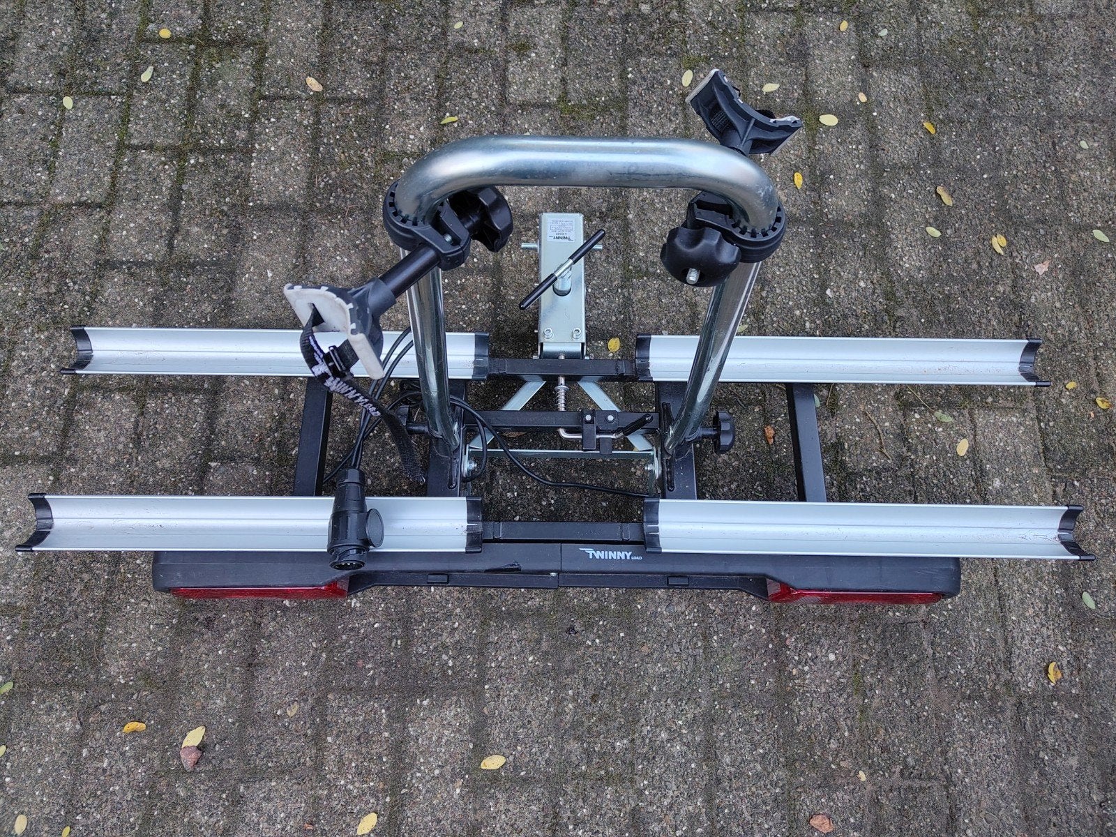 Twinny Load e-Base fietsendrager met slot, Auto diversen, Ophalen, Gebruikt, 2 fietsen, Trekhaakdrager