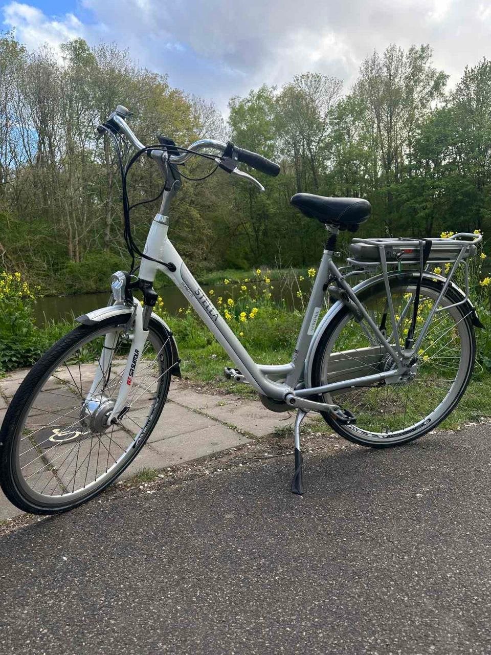 Mooi Elektrische fiets Stella Verona, Ophalen, Zo goed als nieuw, Overige merken