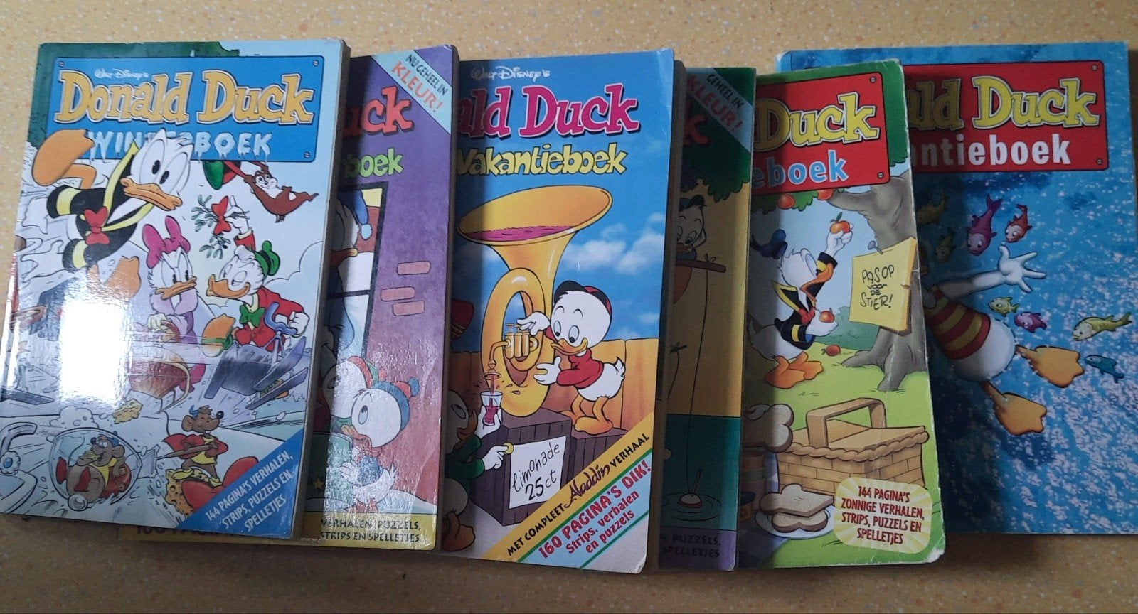 6 donald duck vakantie boeken, Alle leeftijden, Ophalen of Verzenden, Zo goed als nieuw
