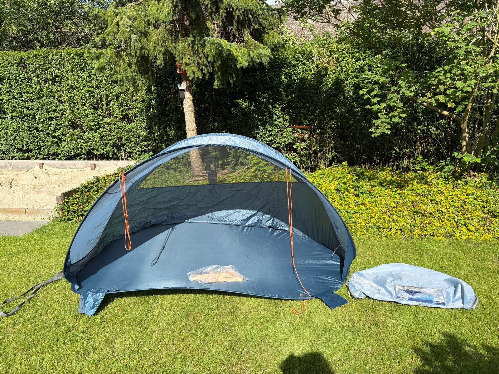 High Peak Lagoon strandtent met UV 40 bescherming, Ophalen, Zo goed als nieuw, Tot en met 3