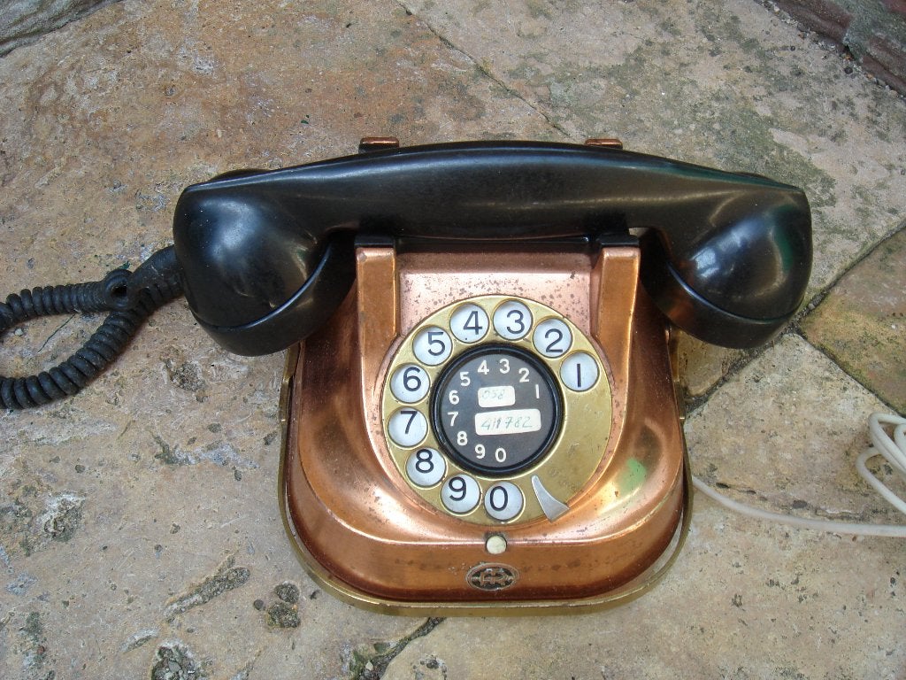 Oude telefoon met draaischijf, Antiek en Kunst, Ophalen of Verzenden, Koper