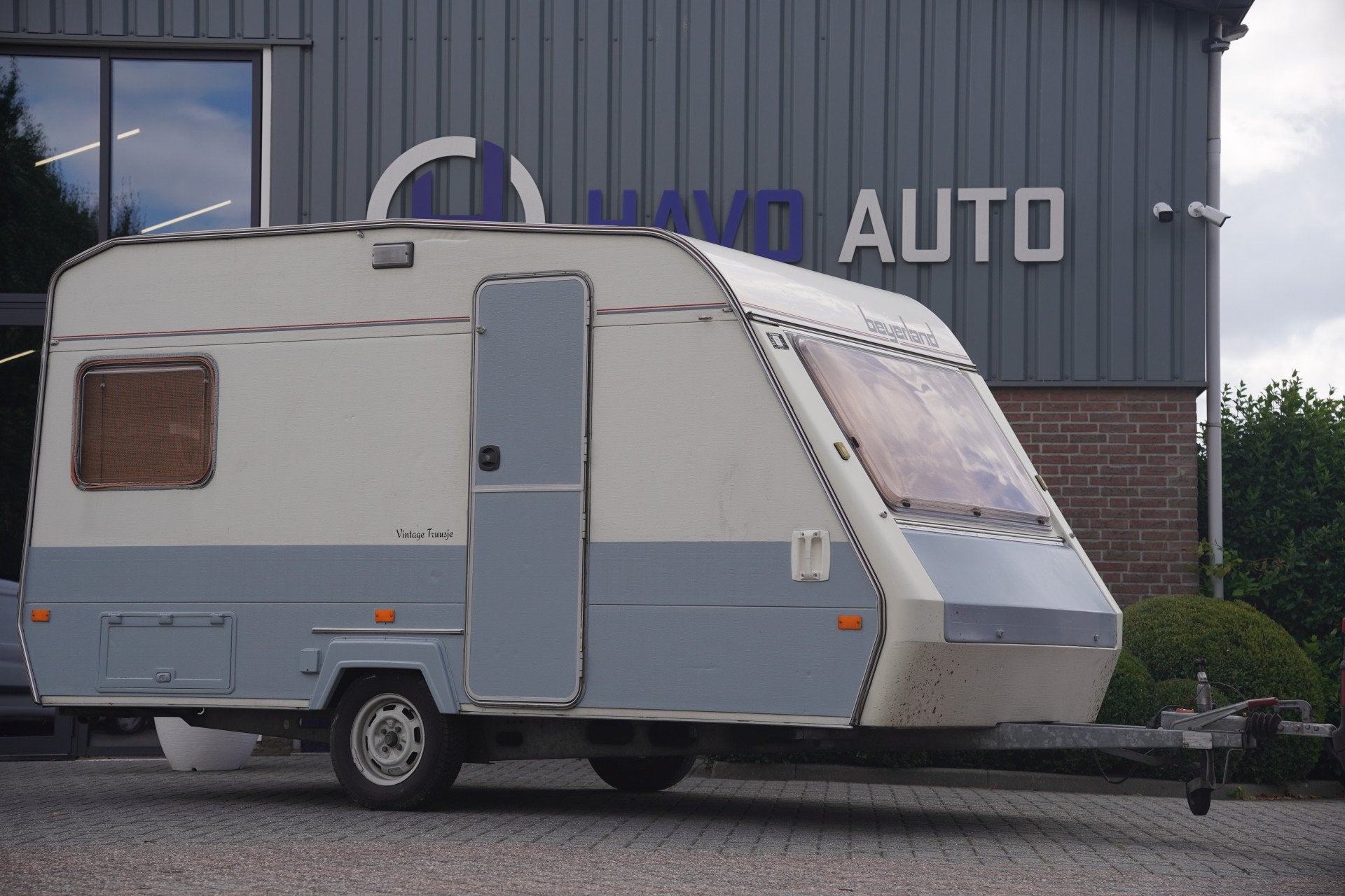 Beyerland 2038 CARAVAN INCL. LUIFELTENT, DISSELSLOT, KOELKAS, Caravans en Kamperen, Caravans, Egter van Wissekerkeweg 3
5307VA  POEDEROIJEN, NL