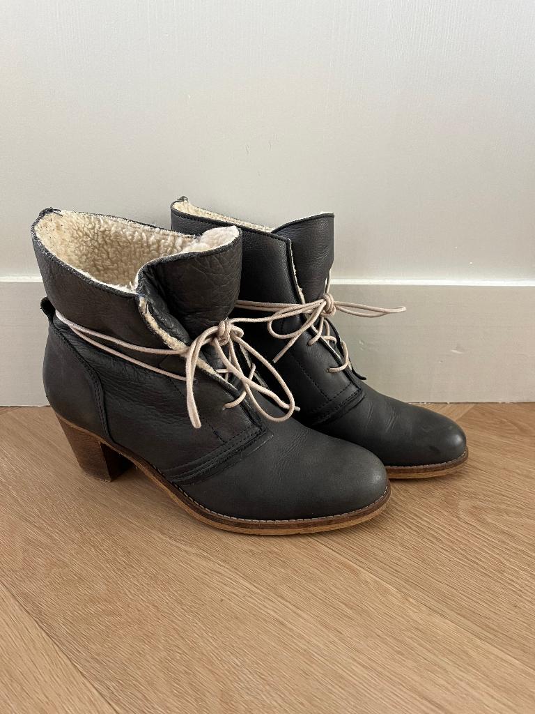 Enkellaarzen dames blauw - Cellini - maat 39, Cellini, Ophalen of Verzenden, Zo goed als nieuw, Blauw