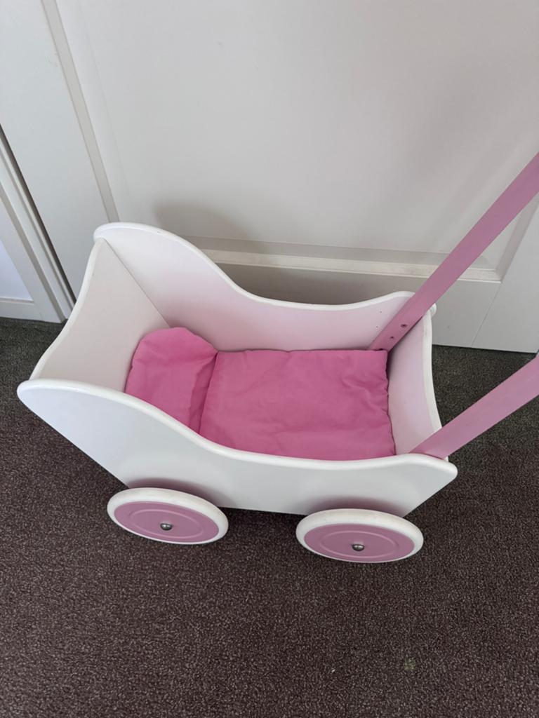 Bandits and Angels Houten poppenwagen wit met roze loopwagen, Ophalen, Zo goed als nieuw, Overige typen