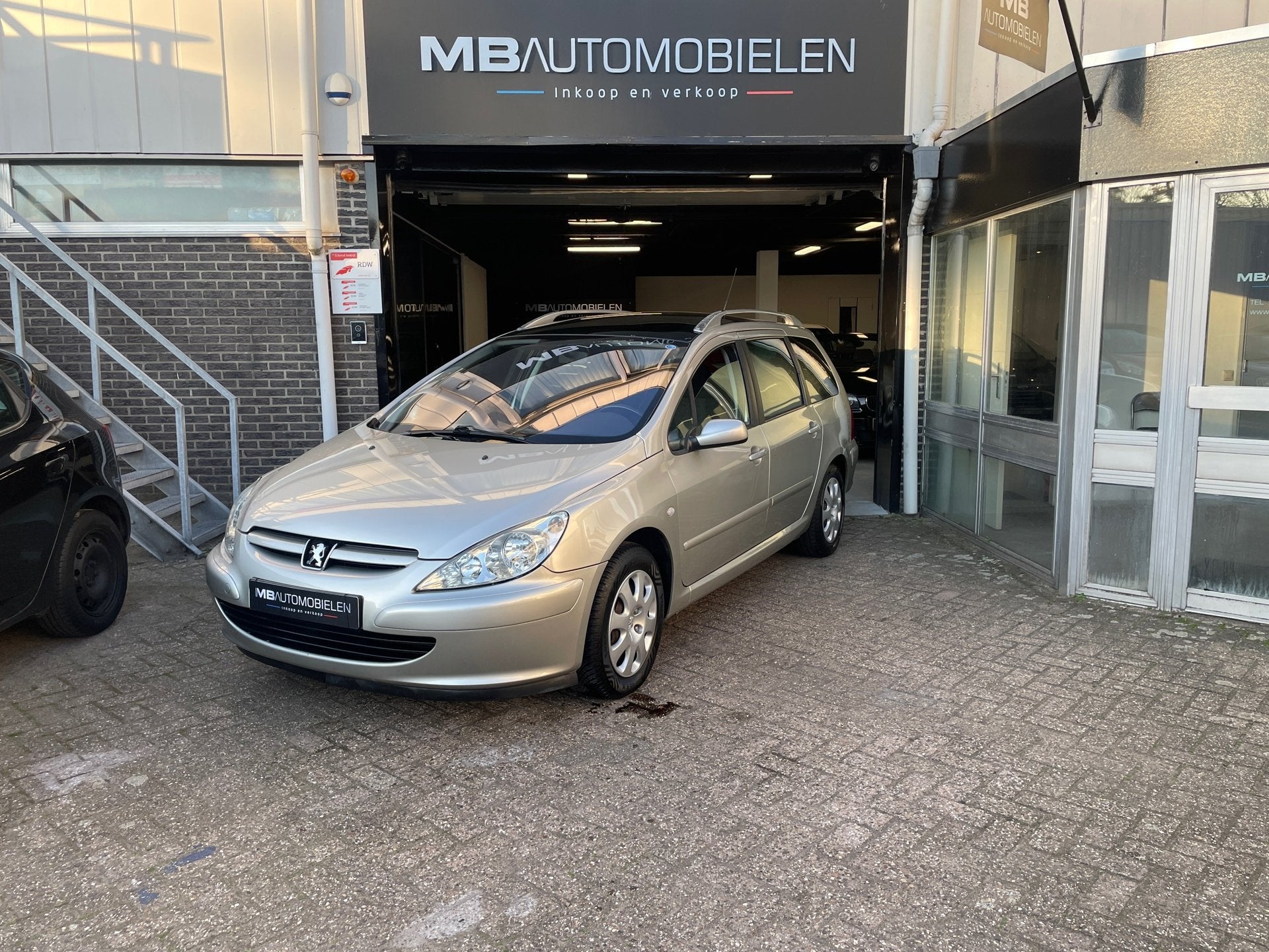 Peugeot 307 SW 1.6 16V Pack-Panoramadak/APK/7 Zitter/Nap/Cli, Auto's, Parkeersensor, Gebruikt, 4 cilinders, Origineel Nederlands