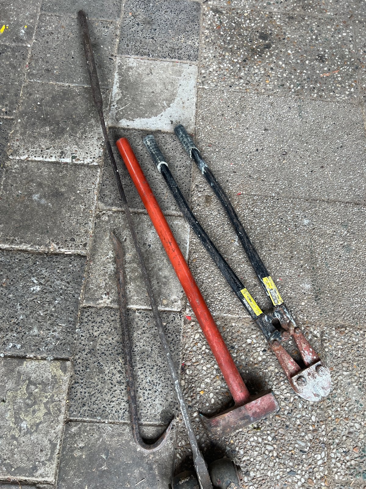 Diverse gereedschappen: koevoet, breekijzer, betonschaar, Ophalen of Verzenden, Gebruikt