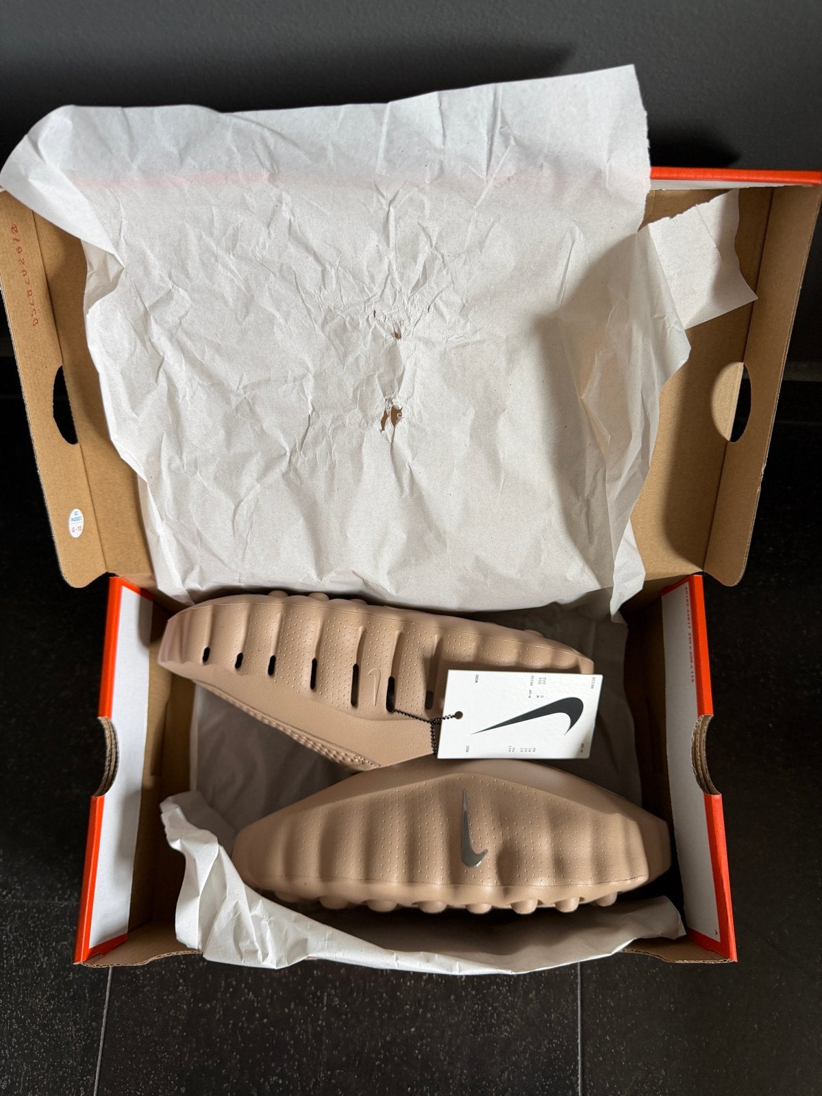 Nike Mind 001 Slipper Hemp/Pale Ivory-Sanddrift HQ4307-200, Kleding | Heren, Ophalen of Verzenden, Nieuw, Overige kleuren, Slippers