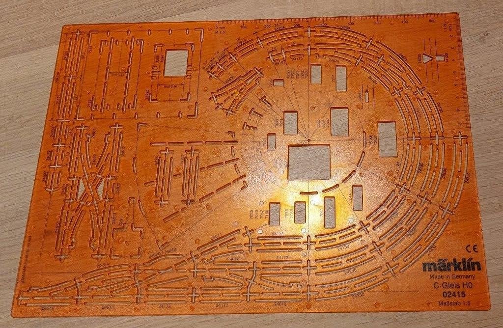 Märklin C-rails Railplan-tekensjabloon 02415, Gelijkstroom of Wisselstroom, Overige typen, Ophalen of Verzenden, Zo goed als nieuw