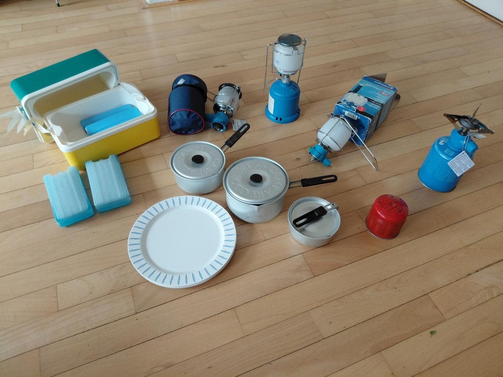 Mini koelbox, gaslampjes, Mepal borden en pannensetje, Ophalen, Gebruikt