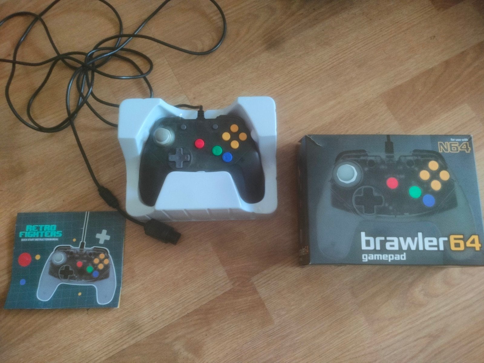 Brawler64 - Retro Fighters N64 controller, Spelcomputers en Games, Ophalen of Verzenden, Zo goed als nieuw, Met 1 controller