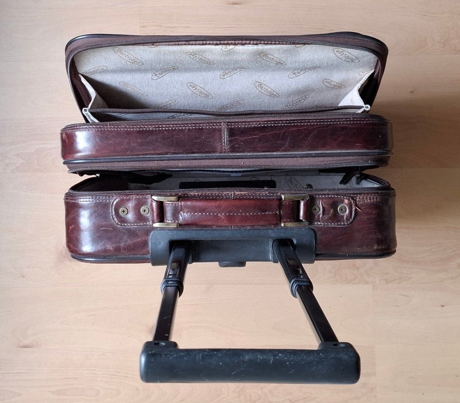 lederen attaché koffer, Gebruikt, 50 tot 60 cm, Leer, Ophalen of Verzenden