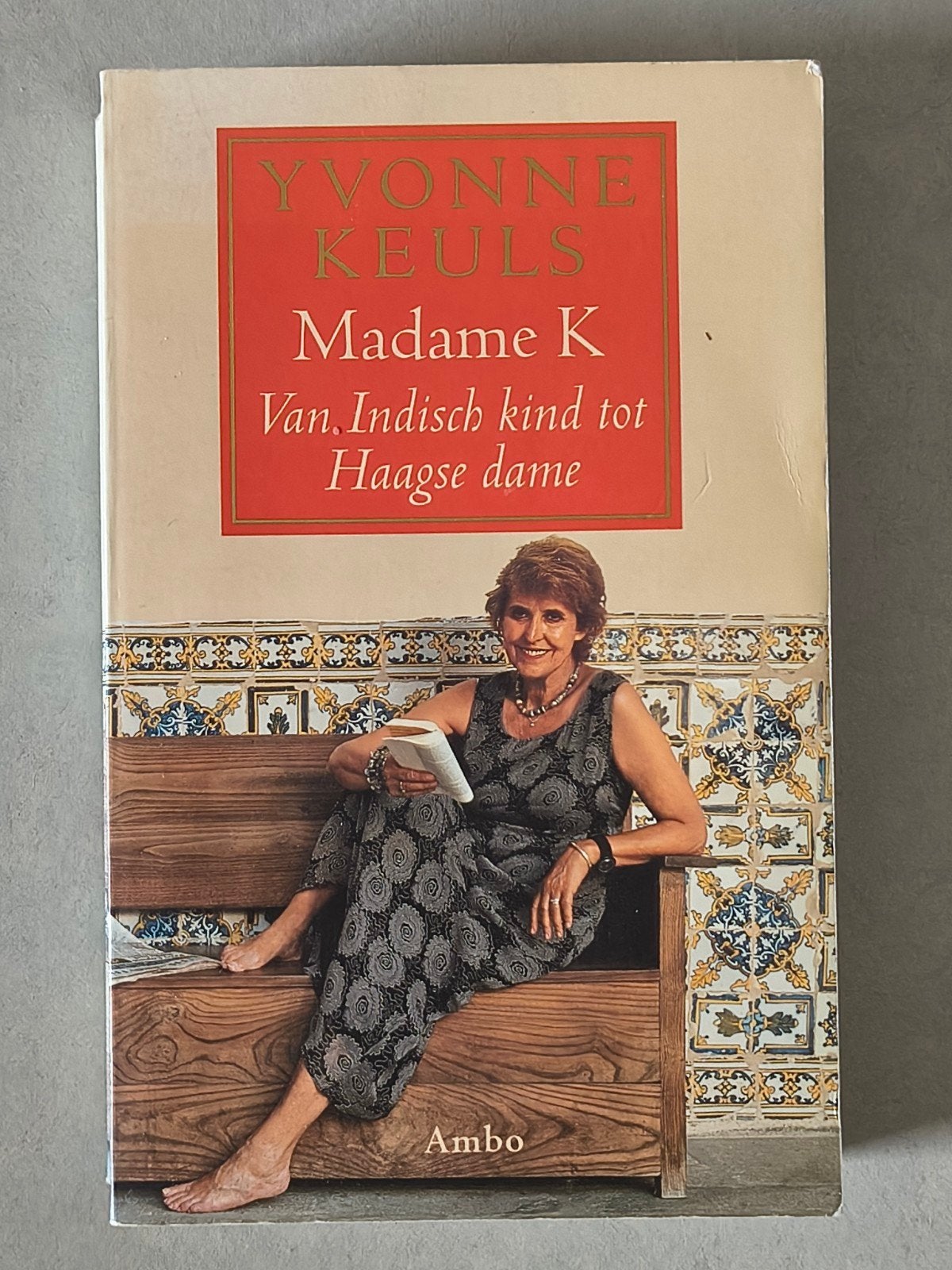 Madame K: Van Indisch kind tot Haagse dame - Yvonne Keuls, Boeken, Literatuur, Gelezen, Nederland, Ophalen of Verzenden