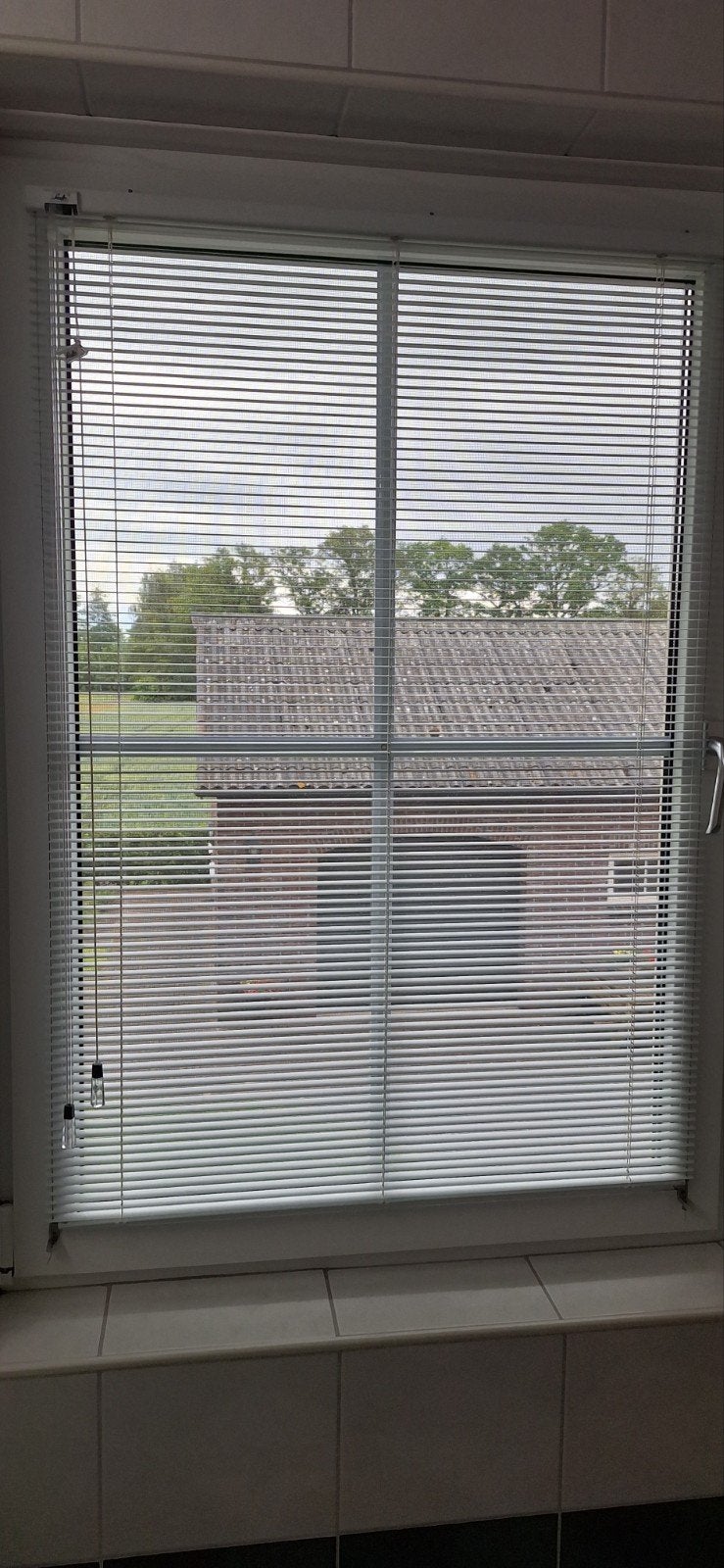 Witte jaloezieën/ merk Luxaflex, Ophalen, Gebruikt, Modern, functioneel, 50 tot 100 cm