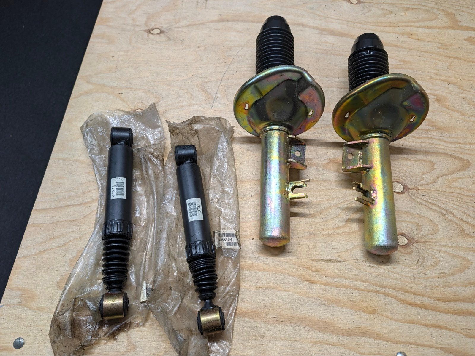 Set schokdempers Peugeot 205 1.3 Rallye 1.6 GTI, Auto-onderdelen, Ophalen of Verzenden, Nieuw, Peugeot