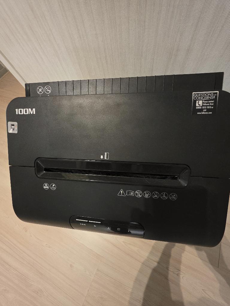 Papiervernietiger Fellowes Automax 100 snippers 4x10mm, Ophalen of Verzenden, Nieuw