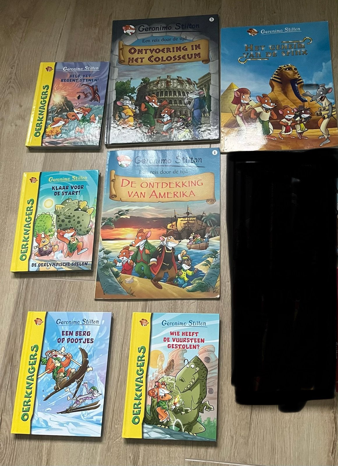 Geronimo Stilton Boeken: Reis door de Tijd & Oerknagers, Boeken, Ophalen of Verzenden, Zo goed als nieuw, Fictie algemeen