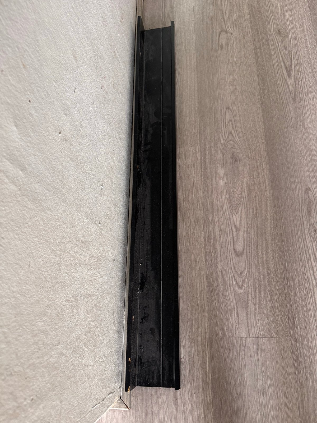 Zwarte schilderij plank van ikea, Ophalen, Overige materialen, Gebruikt, 100 tot 150 cm