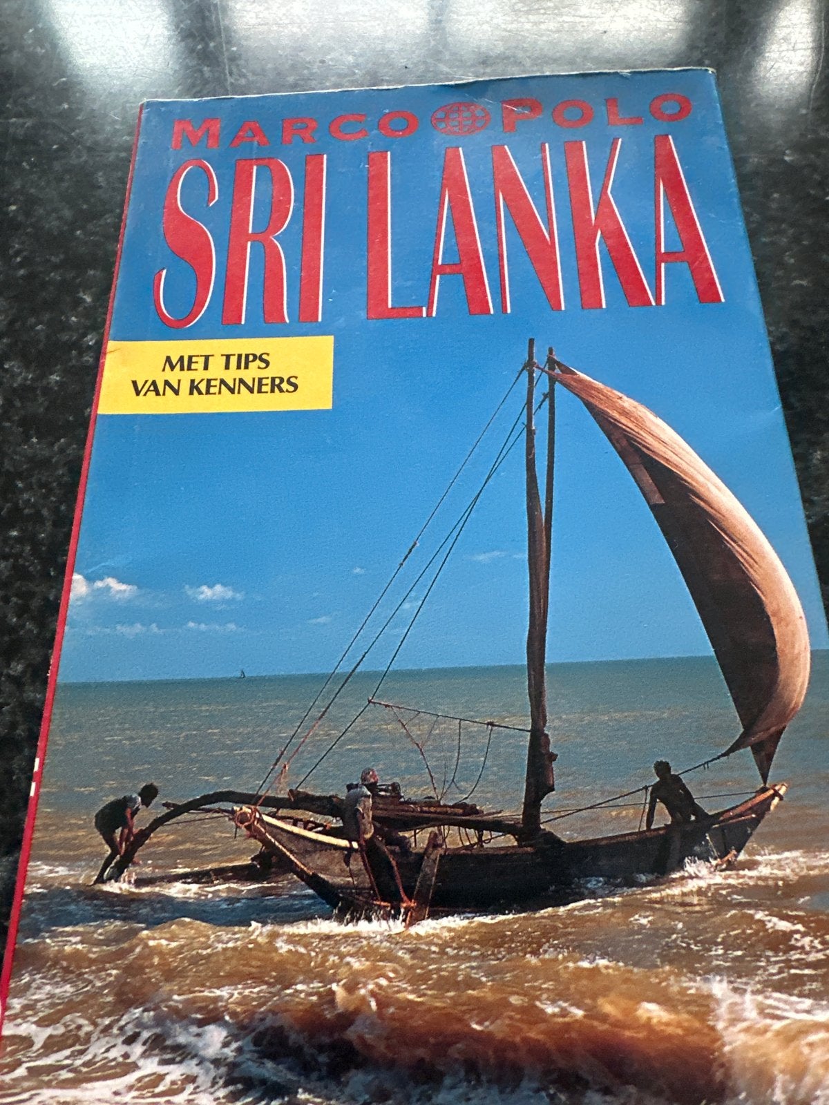 Marco Polo Reisgids Sri Lanka - Met Tips van Kenners, Ophalen of Verzenden, Zo goed als nieuw, Reisgids of -boek, Azië