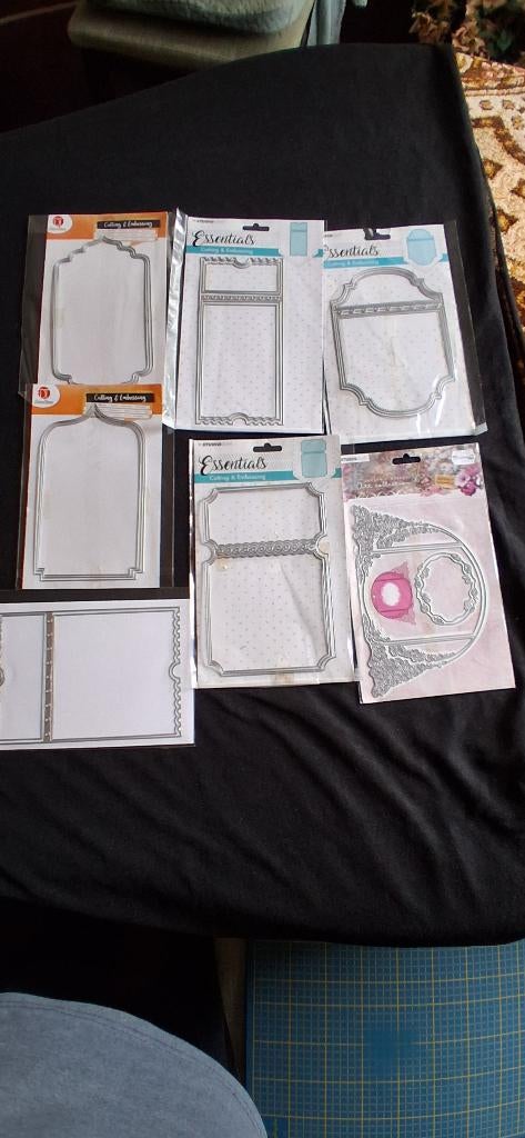 9 nieuwe snijmallen van studio light, Hobby en Vrije tijd, Ophalen of Verzenden, Nieuw, Overige thema's, Pons of Mal