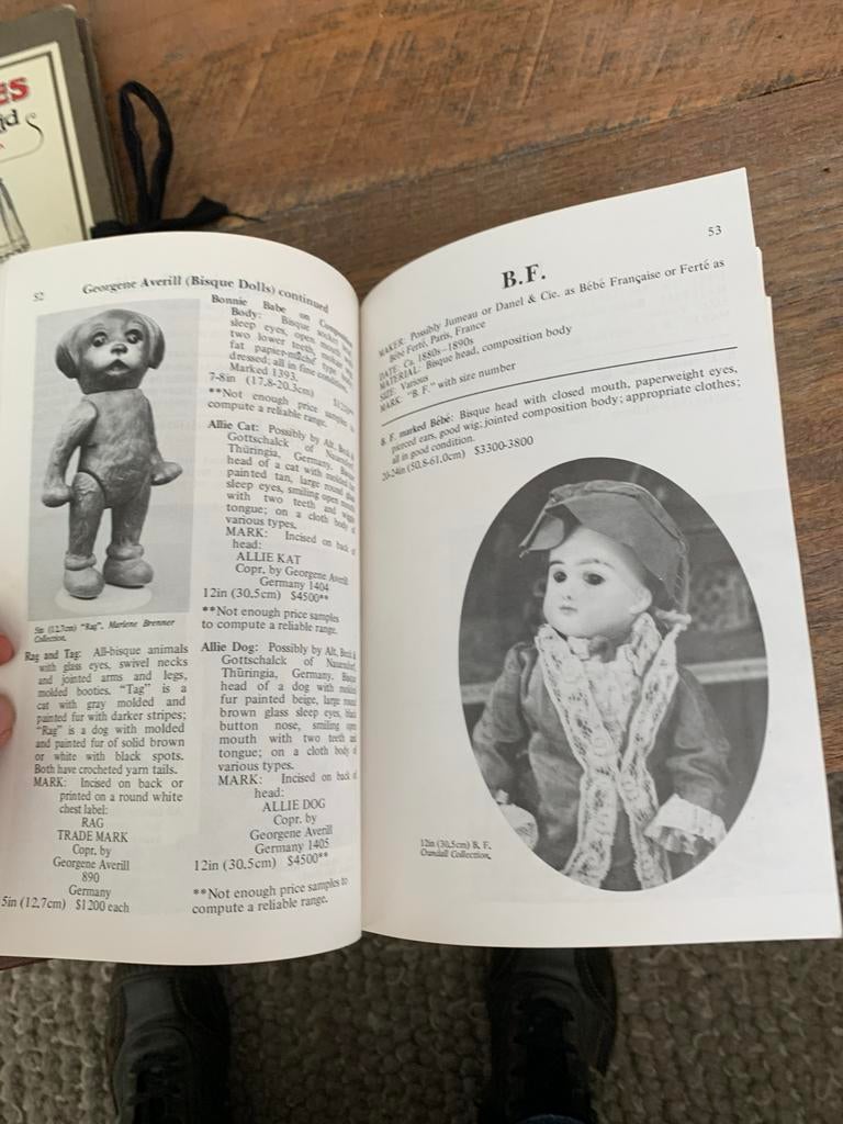 5th Blue Book Dolls & Values door Jan Foulke, Ophalen of Verzenden, Gelezen
