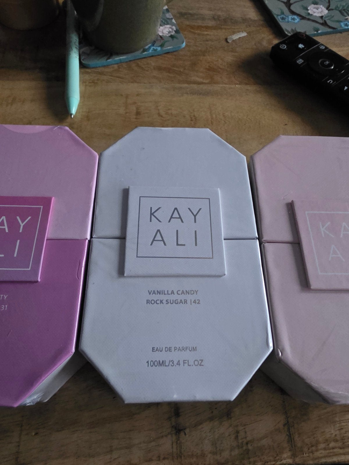 Originele Kayali Vanilla Candy Rock Sugar 42 Eau de Parfum 1, Sieraden, Tassen en Uiterlijk, Uiterlijk | Parfum, Ophalen of Verzenden