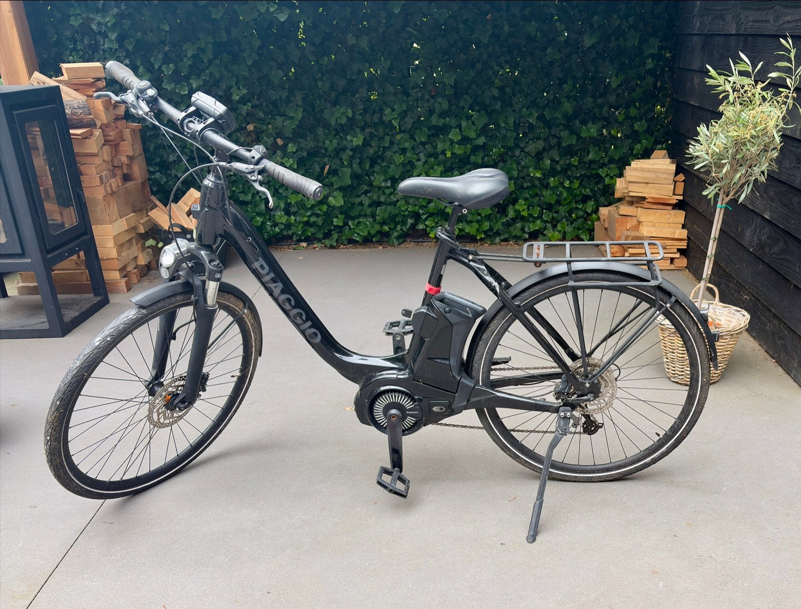 Defecte Piaggio E-bike/elektrisch  - Opknapper of onderdelen, Fietsen en Brommers, Elektrische fietsen, Ophalen, Gebruikt, Minder dan 30 km per accu