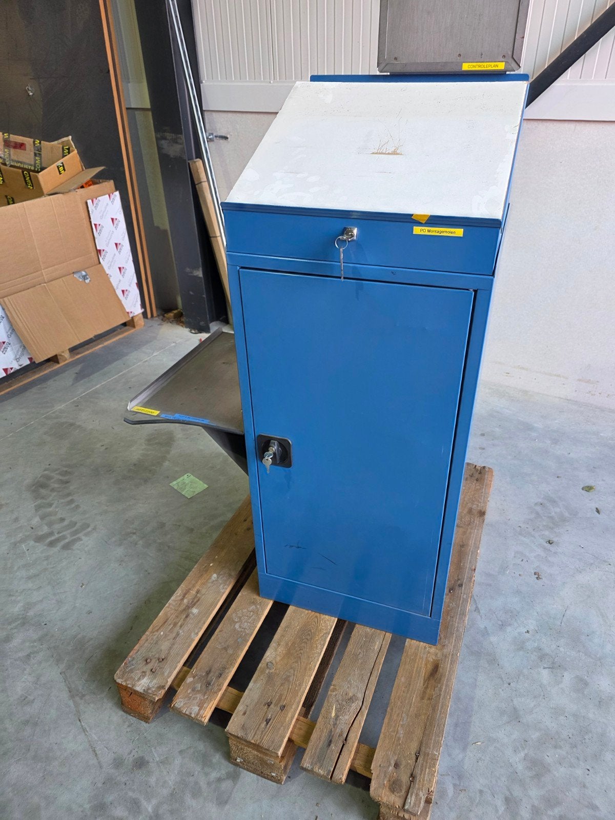 Lessenaar kast / werkplaats kast, Ophalen of Verzenden
