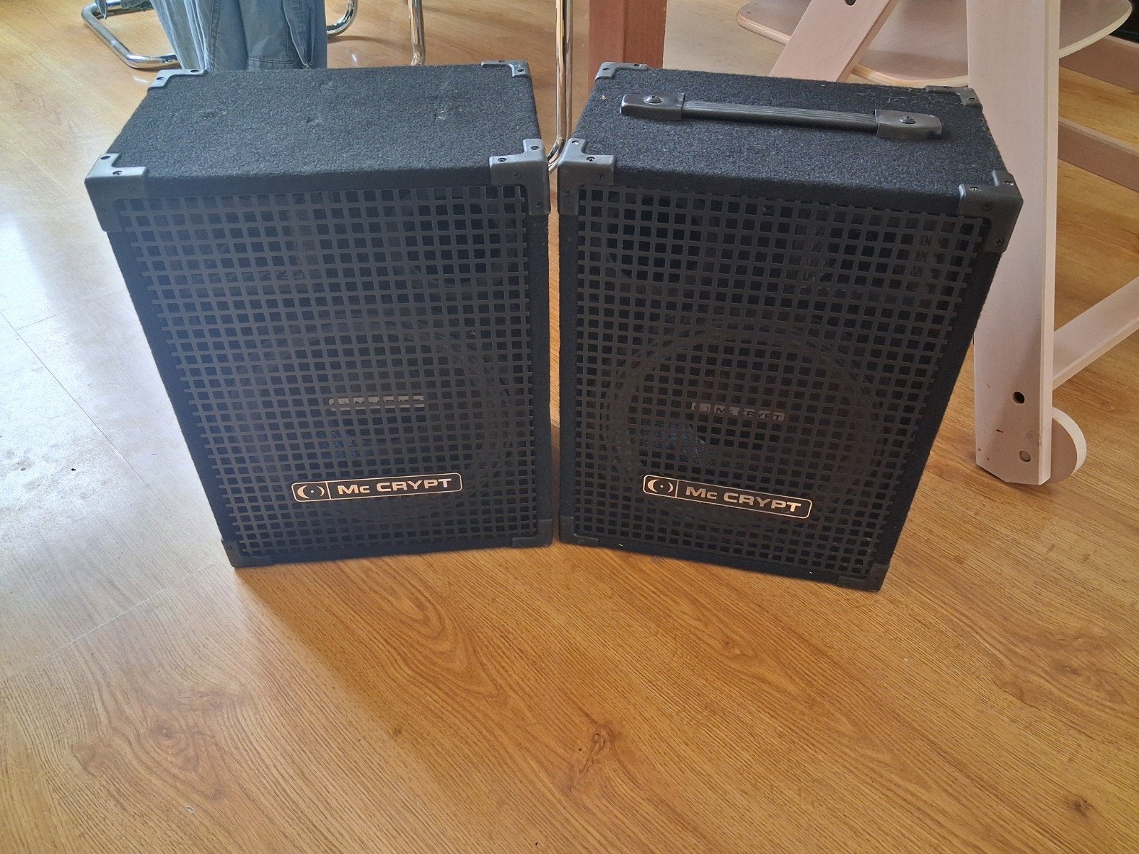 Mc Crypt BB 1080-II Luidsprekers - 300 Watt Max, Ophalen, 120 watt of meer, Front, Rear of Stereo speakers, Overige merken