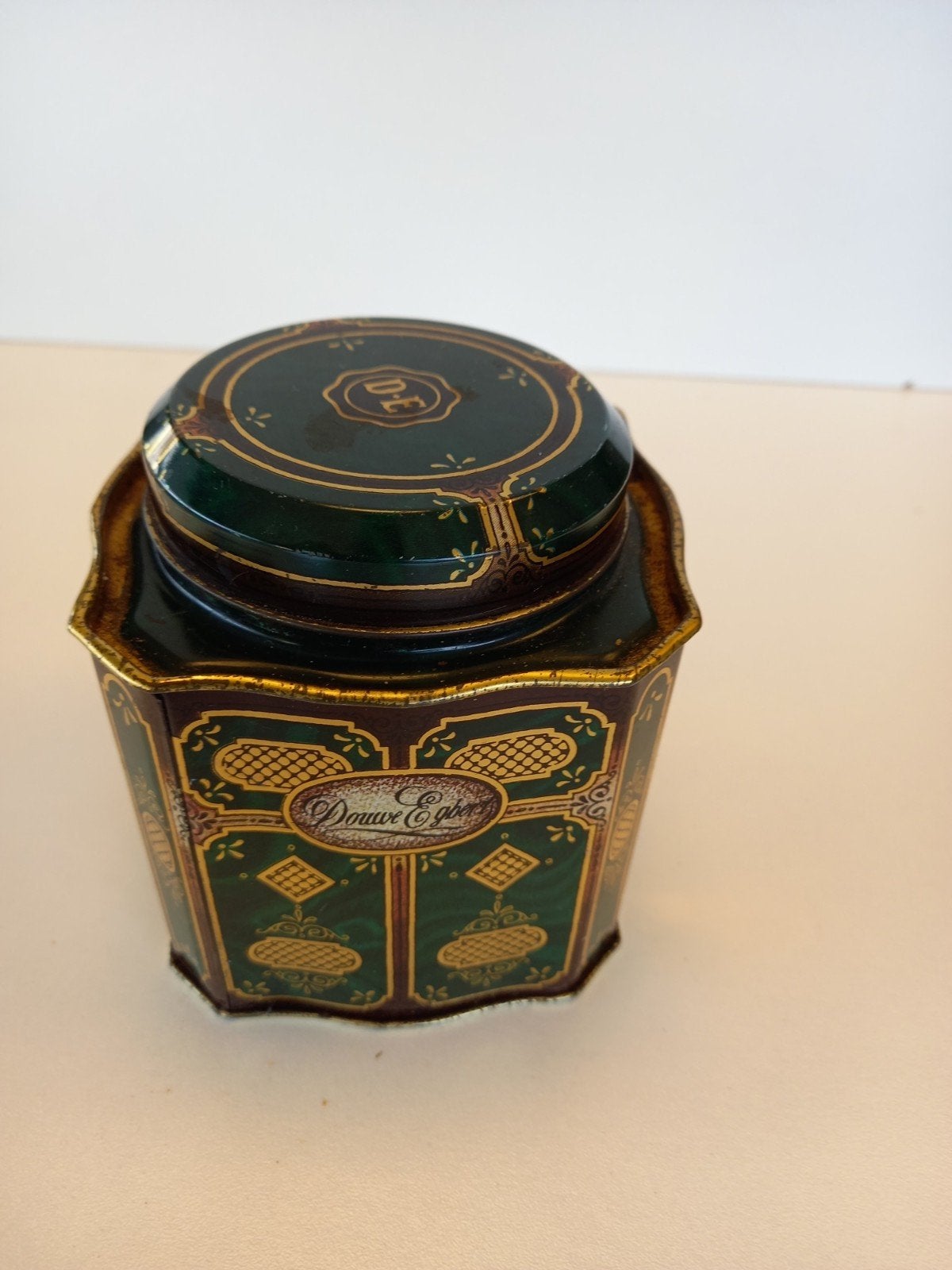 Blik DE thee groen, origineel.
Hoogte 12 cm, breedte en diep, Verzamelen, Ophalen of Verzenden, Gebruikt, Overige