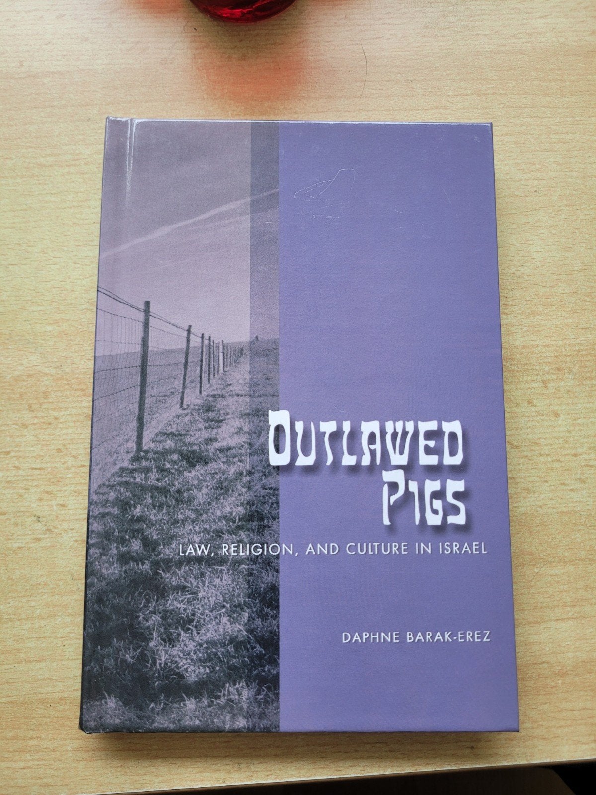 Outlawed Pigs: law, religion and culture in Israel, Ophalen of Verzenden, Zo goed als nieuw