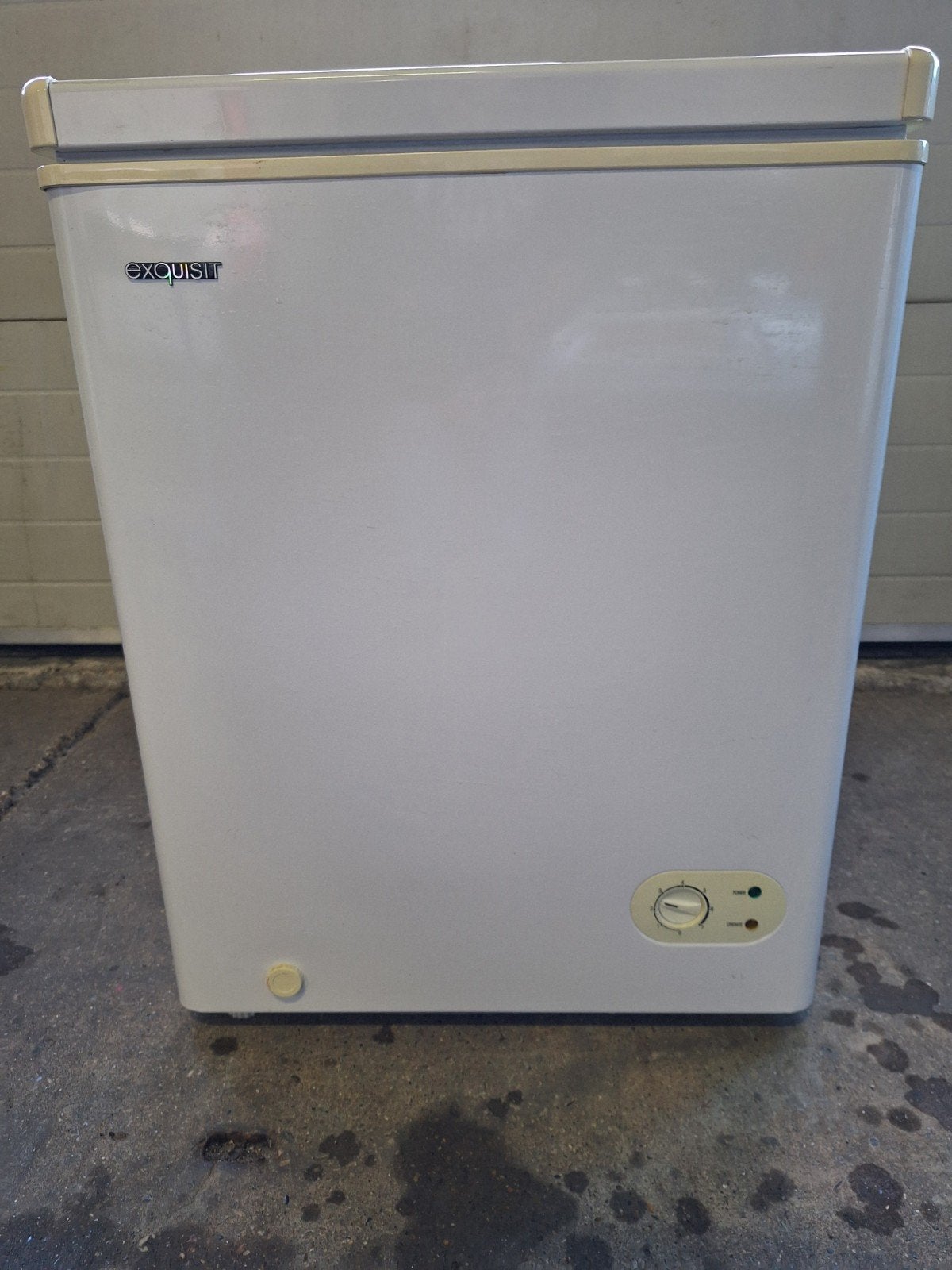 Compacte Exquisit vrieskist - 100 liter - A+ - (82x63cm), Ophalen, Vrieskist, Minder dan 85 cm, Onbekend