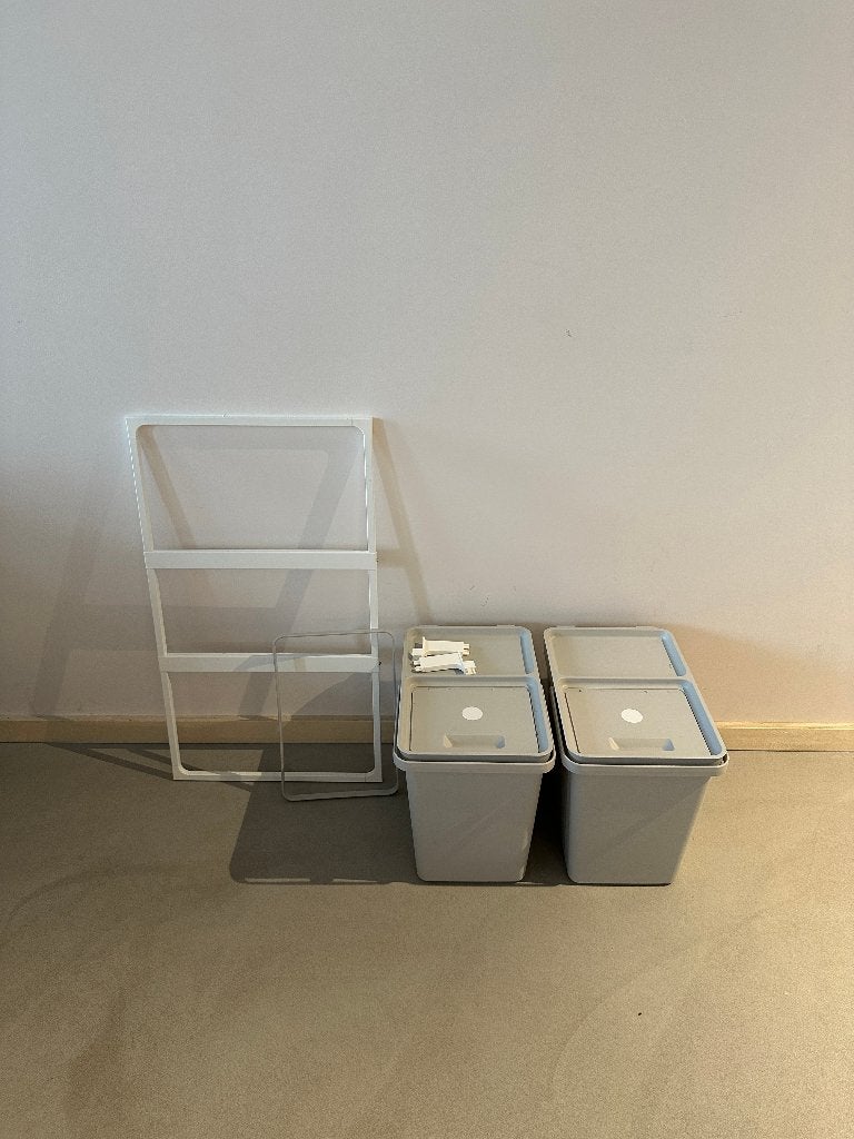 Inbouw prullenbak met afvalscheiding IKEA Hallbar, Ophalen, Kunststof, 40 liter of meer, Zo goed als nieuw