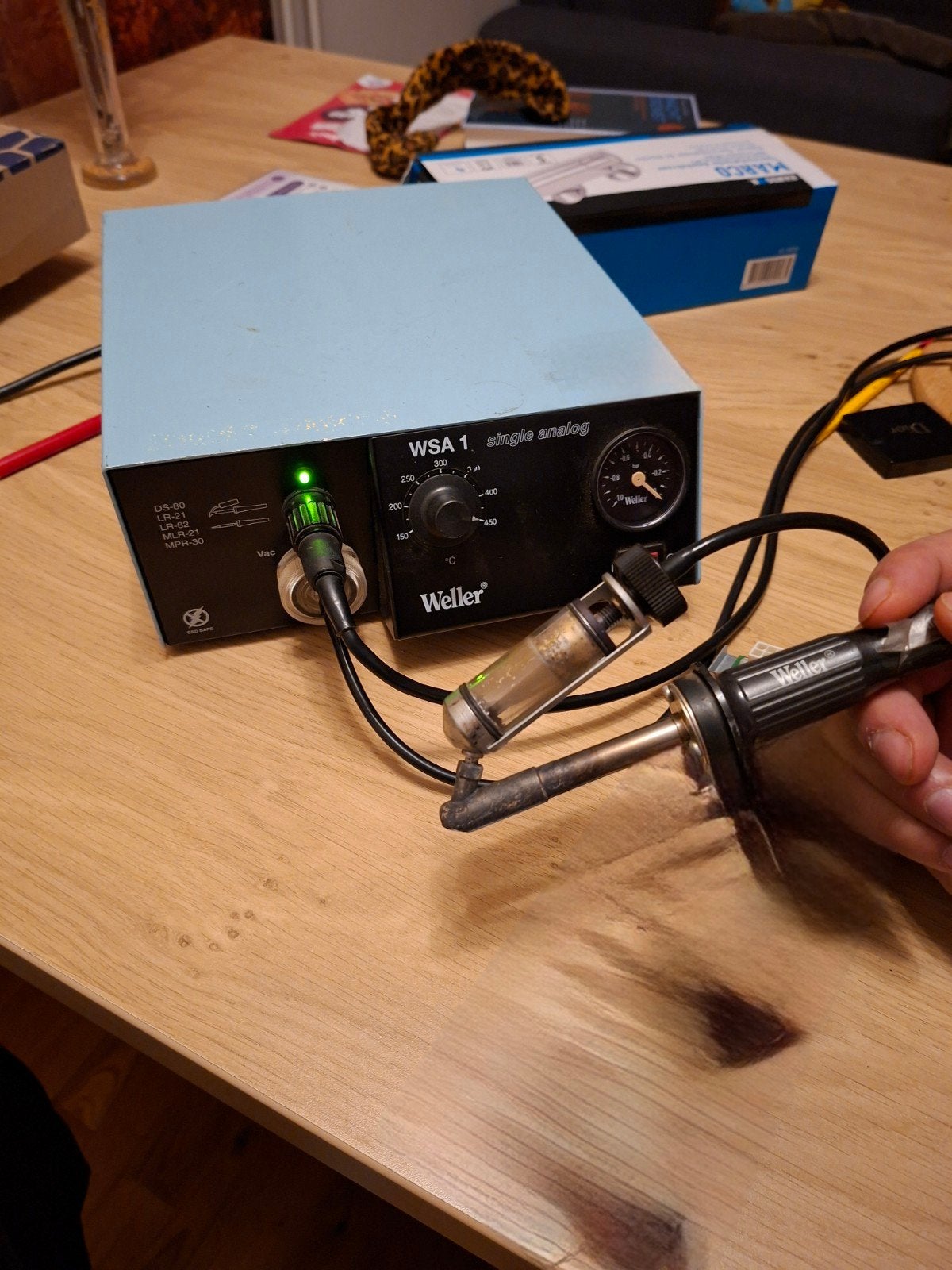 Weller WSA 1 Desoldeerstation met desoldeerbout dsx 80, Ophalen of Verzenden, Gebruikt