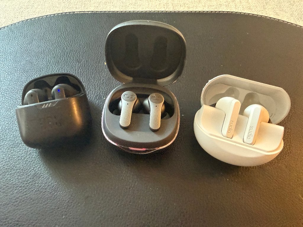 3pc wireless earbuds - JBL, Sudio Fresh'n'Rebel, Gebruikt, Ophalen of Verzenden, JBL, In oorschelp (earbud)
