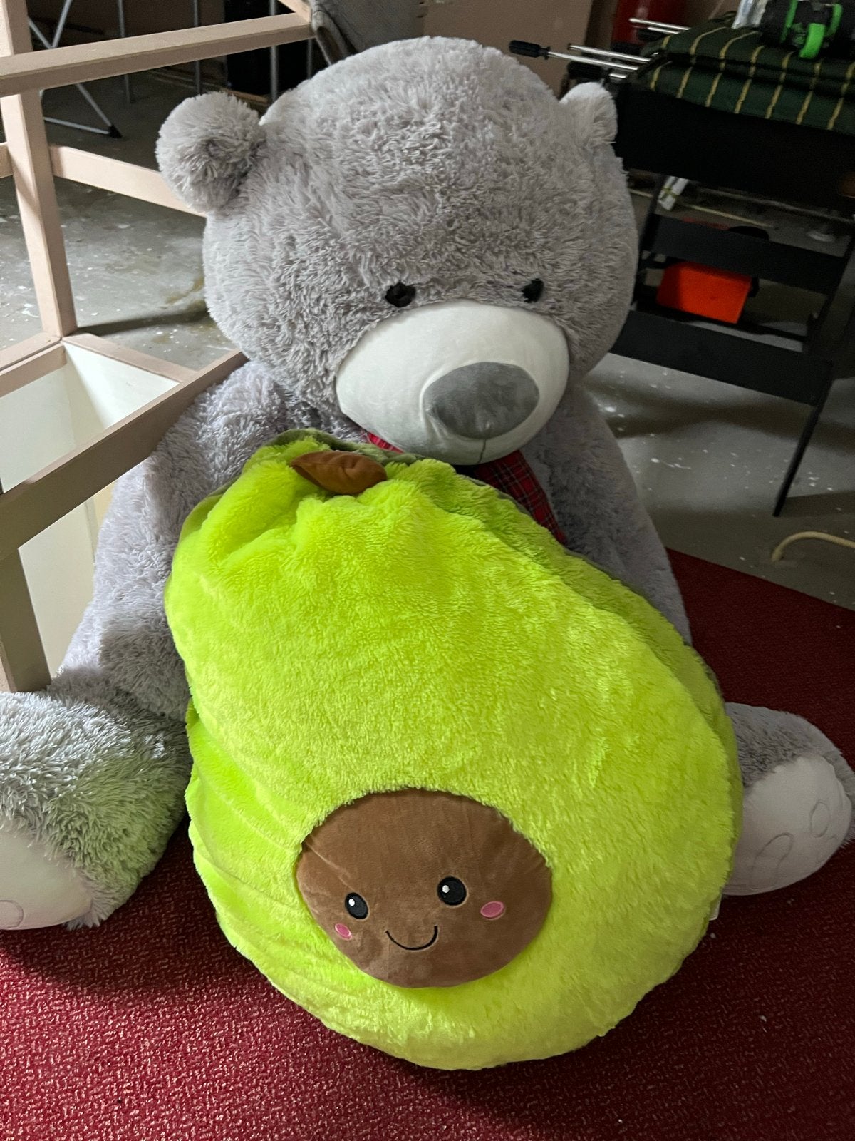 Grote knuffel avocado en teddybeer, Ophalen, Groen, Beer, Zo goed als nieuw