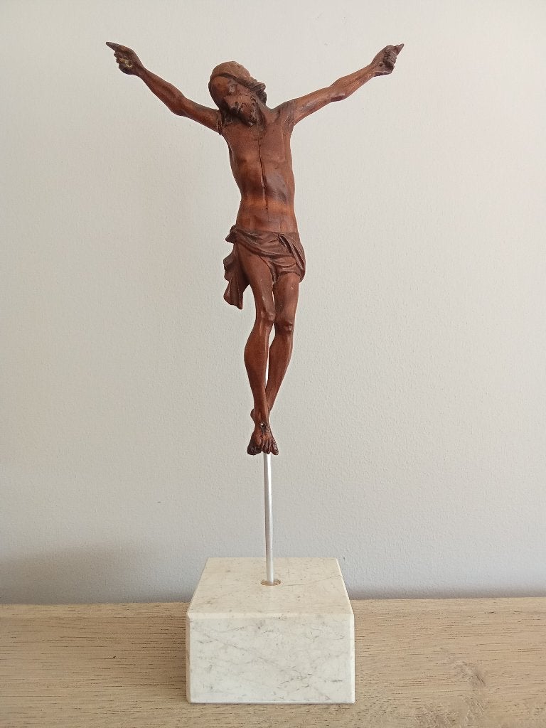 Corpus Christi op sokkel 31cm., Ophalen of Verzenden, Gebruikt, Overige typen, Christendom | Katholiek