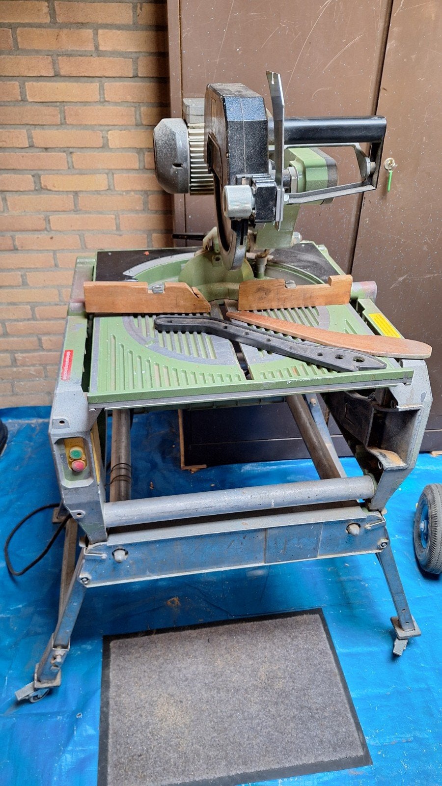 Flipover zaagtafel Elektra Beckum KGT500, Doe-het-zelf en Verbouw, Ophalen, Cirkelzaag, 70 mm of meer, 1200 watt of meer