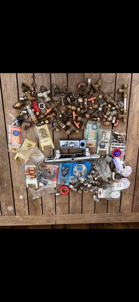Grote verzameling soldeer- en knelkoppelingen, Ophalen of Verzenden, Gebruikt, Koper, Overige typen