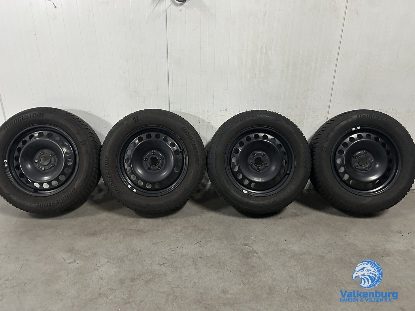 7-8mm! Originele VW Tiguan Audi Q3 Seat Tarraco Skoda Kodiaq, -, -, Banden en Velgen, 17 inch