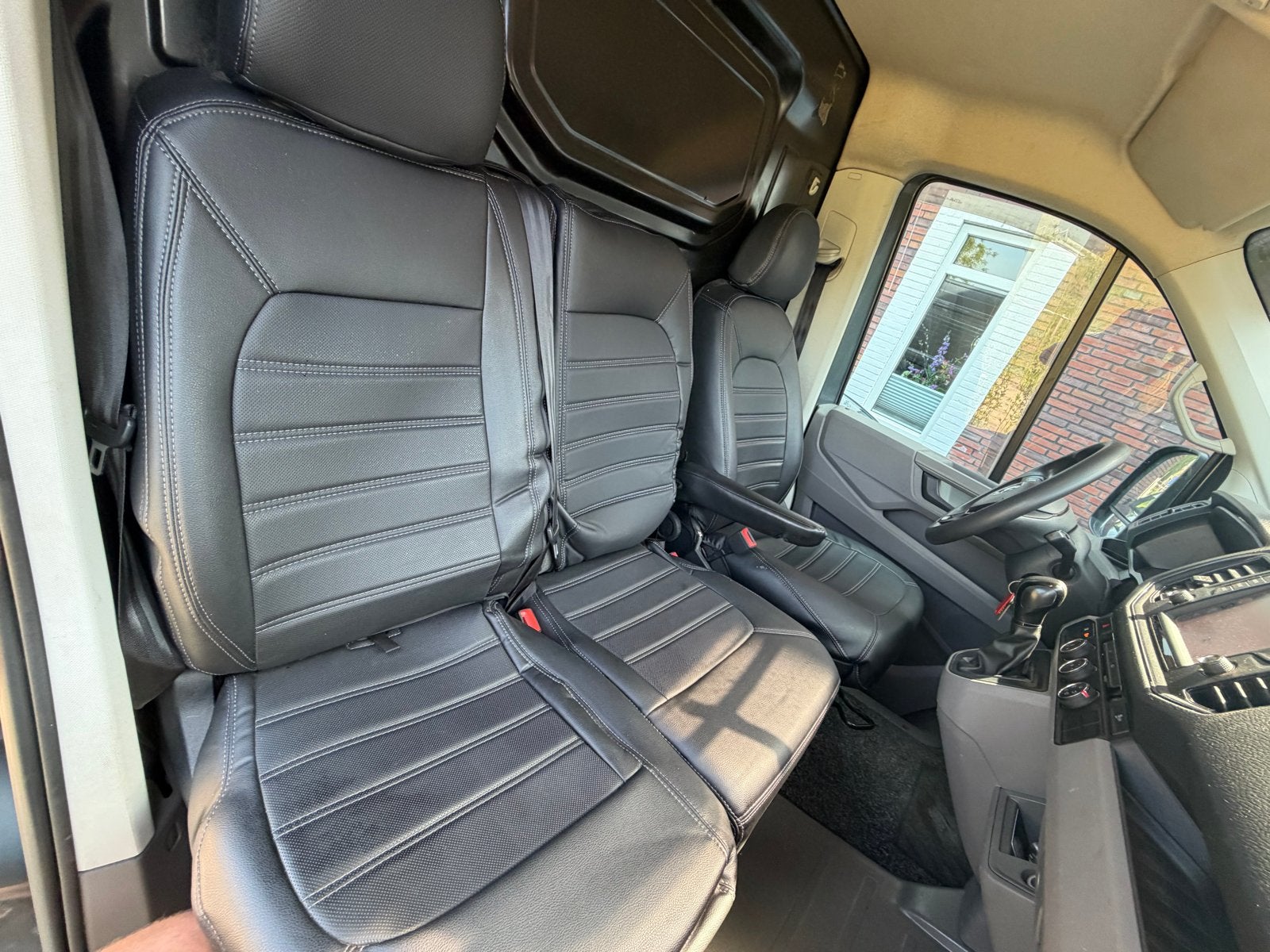 Foto 16 van Volkswagen Crafter 2.0 TDI 140pk L3h3