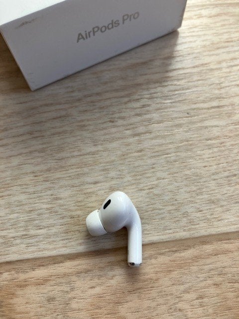 Apple airpods Pro 2nd generation oortje rechts, In-ear, Gebruikt, Ophalen of Verzenden, Wit