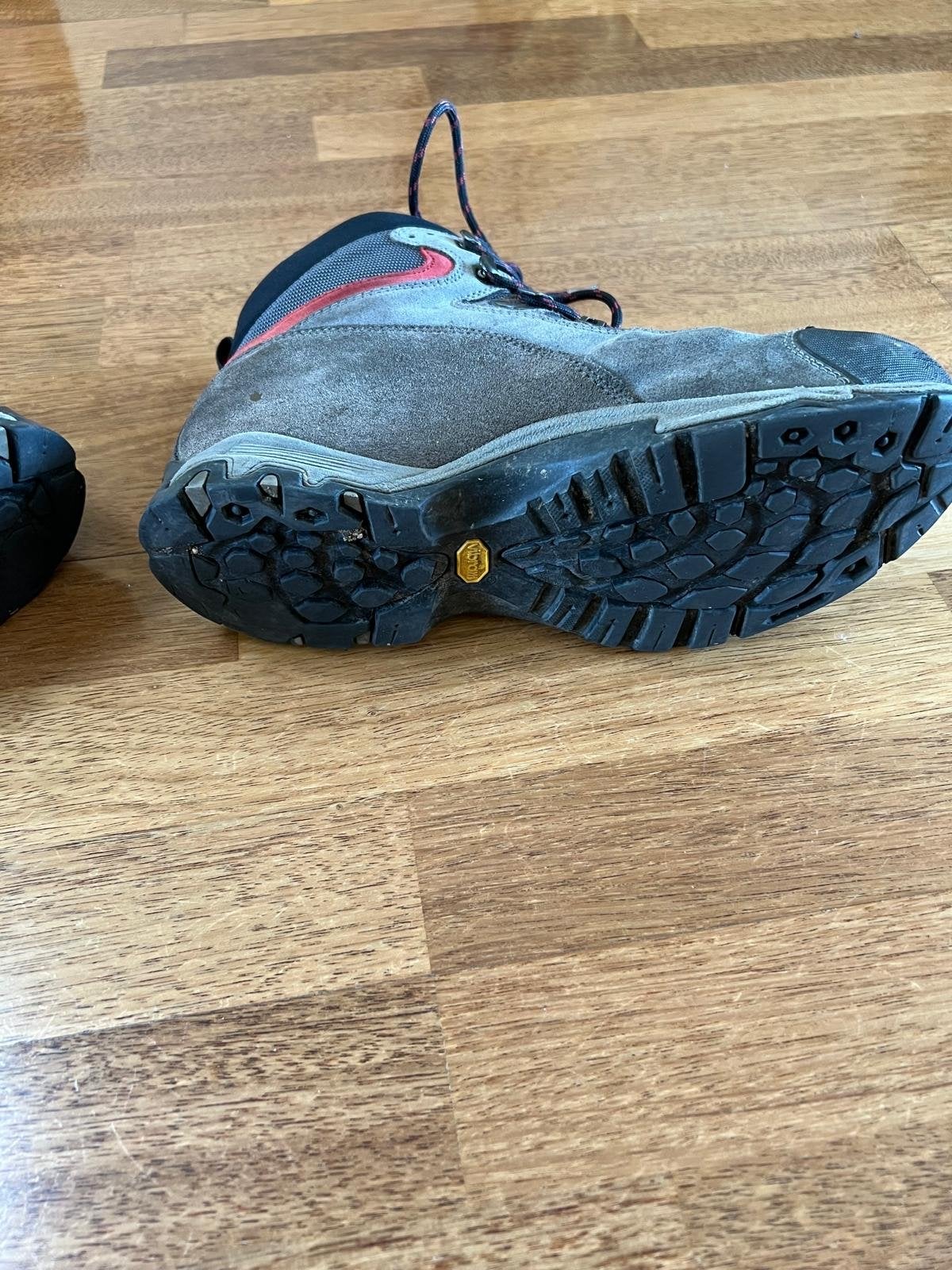 Asolo Gore-Tex Bergschoenen Maat 42 - Zo goed als nieuw, Ophalen of Verzenden, Gebruikt, Schoenen