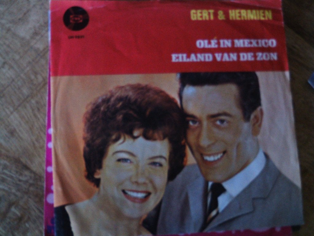 Gert & Hermien - Olé in Mexico / Eiland van de Zon  14o, Beschermende buitenhoes, 7 inch, Ophalen of Verzenden, Zo goed als nieuw