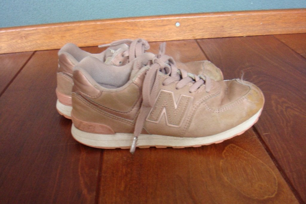 New balance 574 sneakers maat 34,5 €7,95, Gebruikt, Meisje, Schoenen, Ophalen of Verzenden