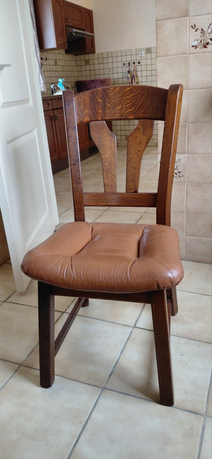 Set van 4 eiken stoelen met echt lederen zitting, Antiek en Kunst, Ophalen