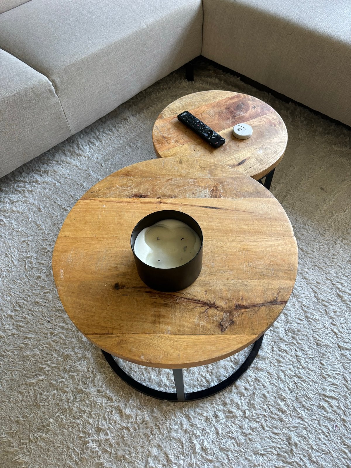 Industriële salontafels mangohout (set van 2), Huis en Inrichting, Ophalen, Minder dan 50 cm, Gebruikt, Rond