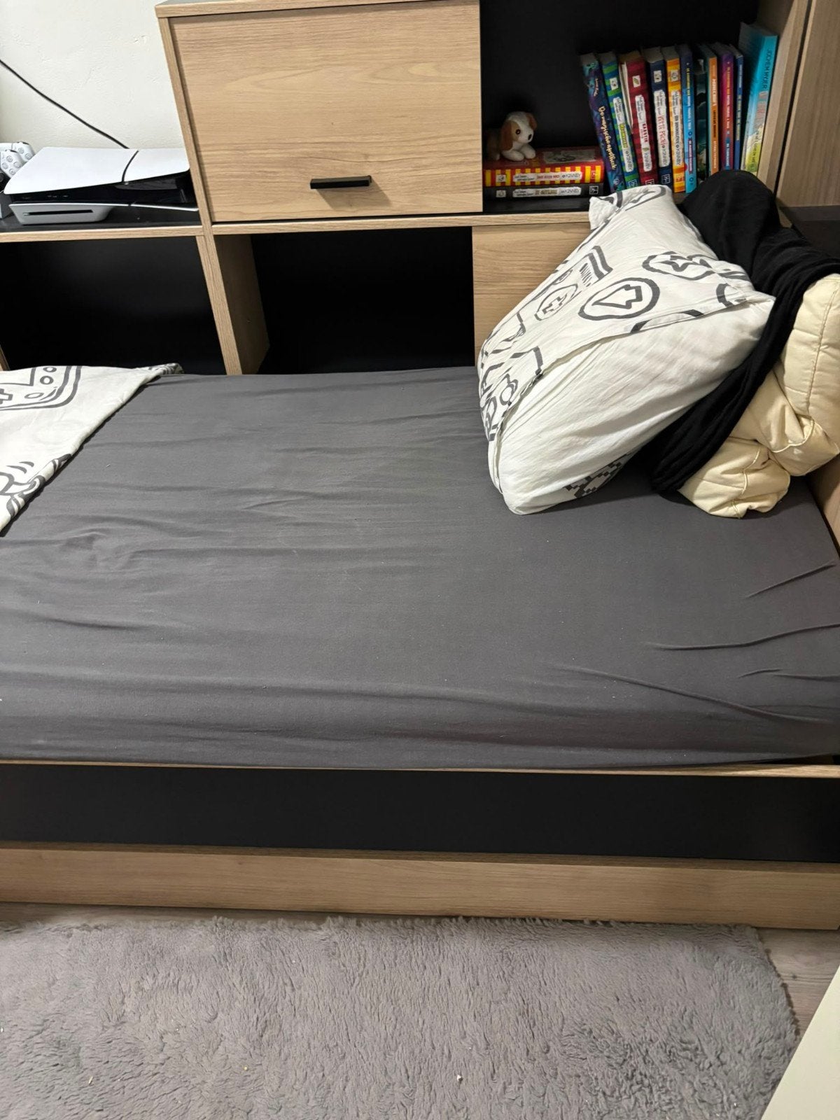 Eenpersoonsbed 90x200 met veel opbergruimte, Huis en Inrichting, Slaapkamer | Bedden, Ophalen