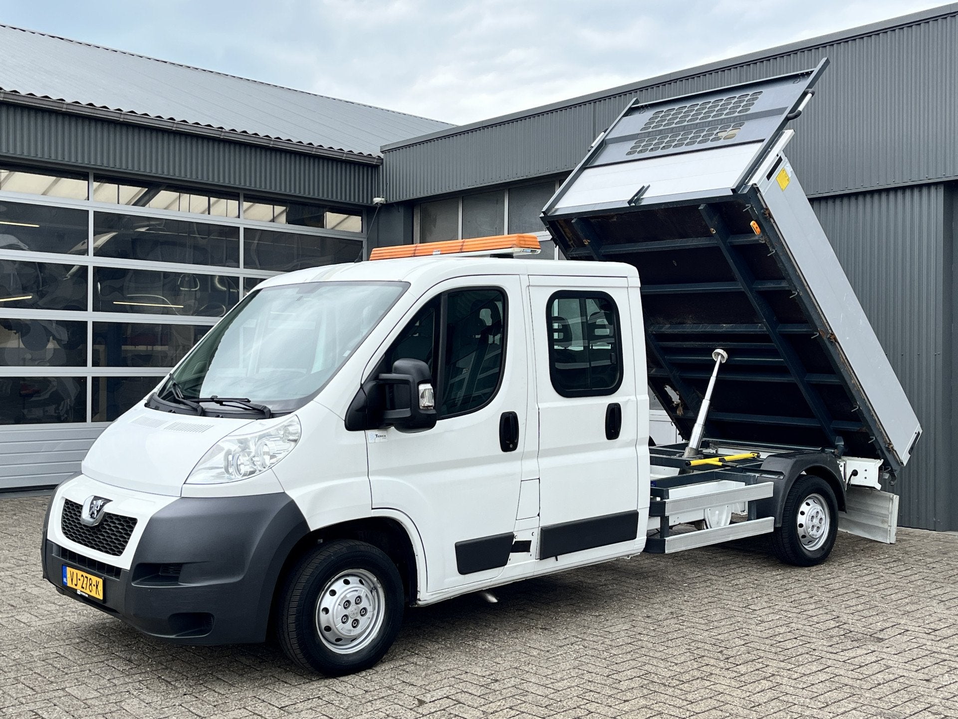 Peugeot Boxer 335 2.2 HDI L3 DC LET OP 5e VERSNELLING WERKT, Auto's, Bestelauto's, Voorwielaandrijving, Euro 5, Stof, Gebruikt