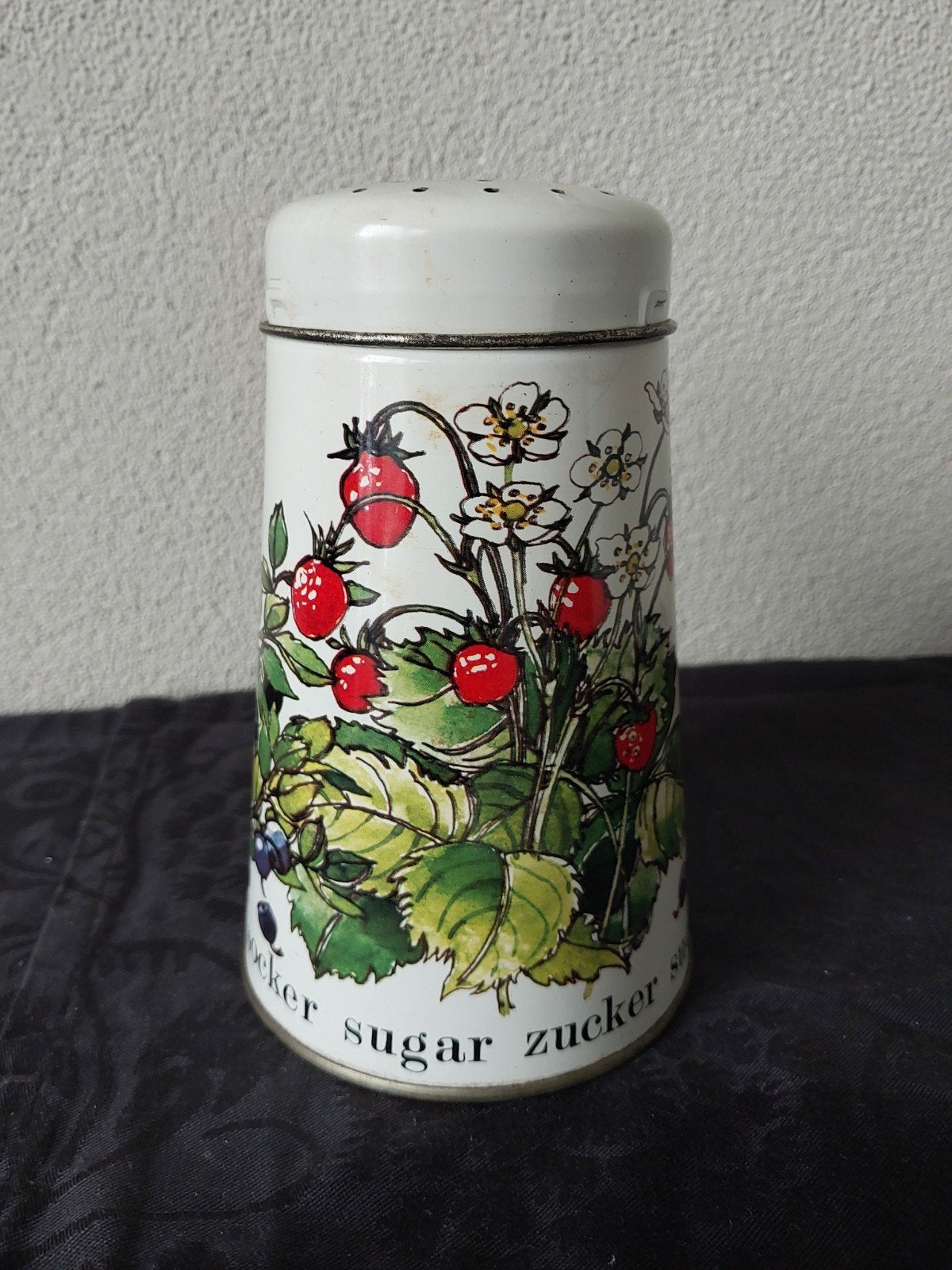 Vintage Regency Ware suikerstrooier met fruitmotief, Antiek en Kunst, Antiek | Keukenbenodigdheden, Ophalen of Verzenden